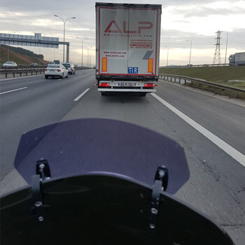 Arabalı Kurye